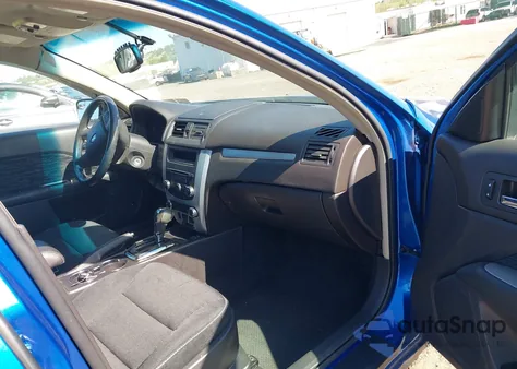 2011 Ford Fusion Se z USA, uszkodzony, nr VIN 3FAHP0HA1BR259715